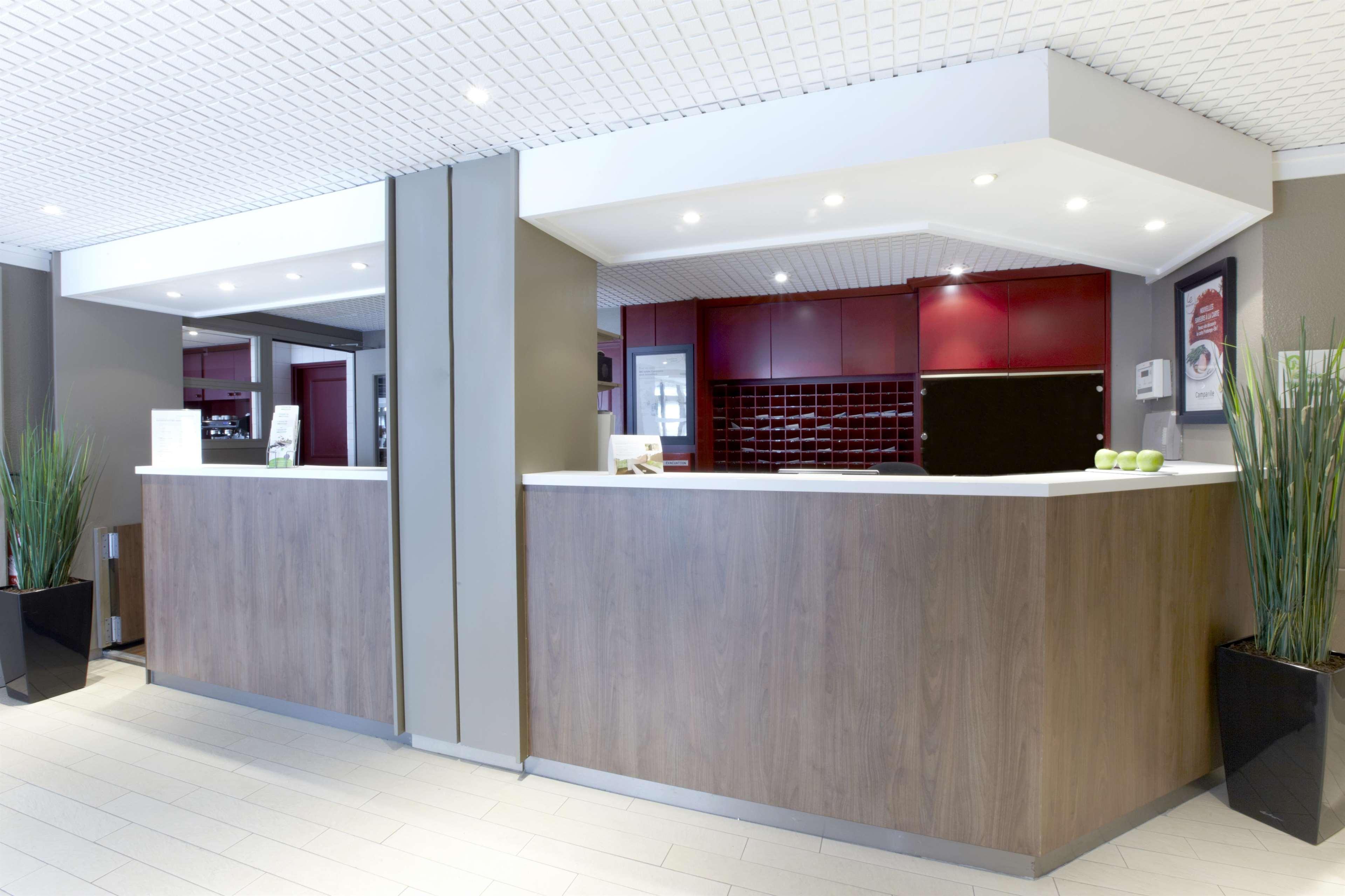 Hotel Campanile Lyon Ouest Tassin Esterno foto