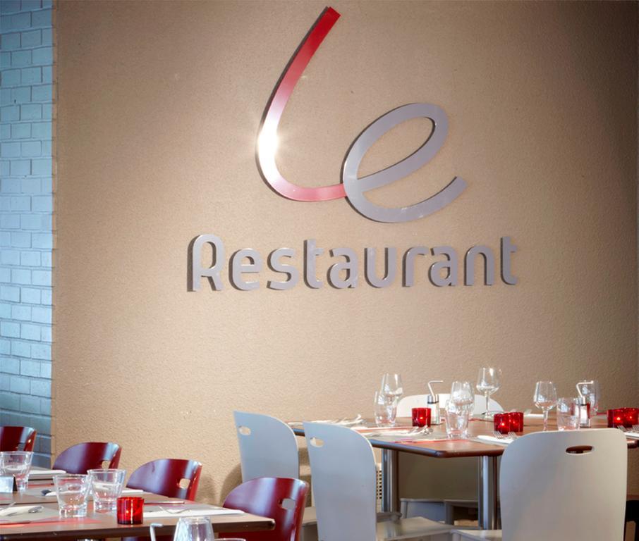 Hotel Campanile Lyon Ouest Tassin Esterno foto