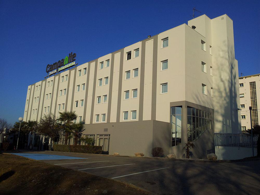 Hotel Campanile Lyon Ouest Tassin Esterno foto